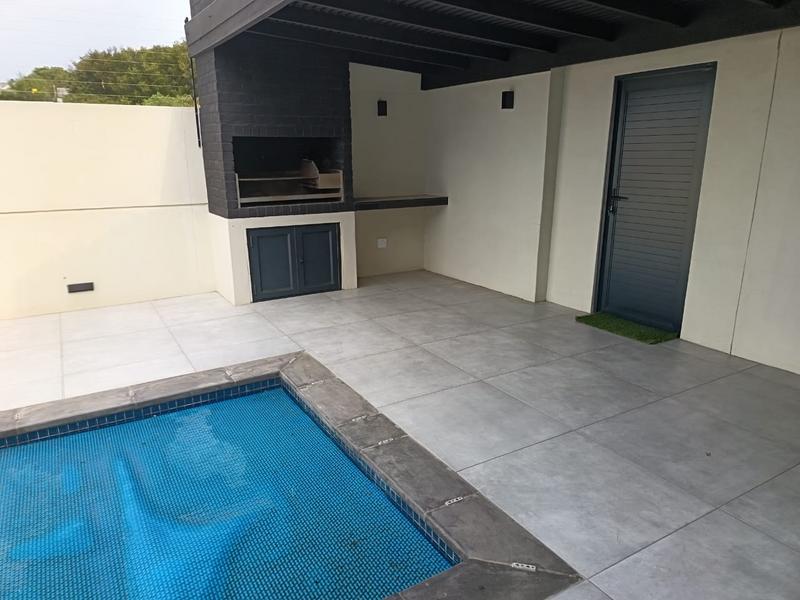 3 Bedroom Property for Sale in Lovemore Park Eastern Cape